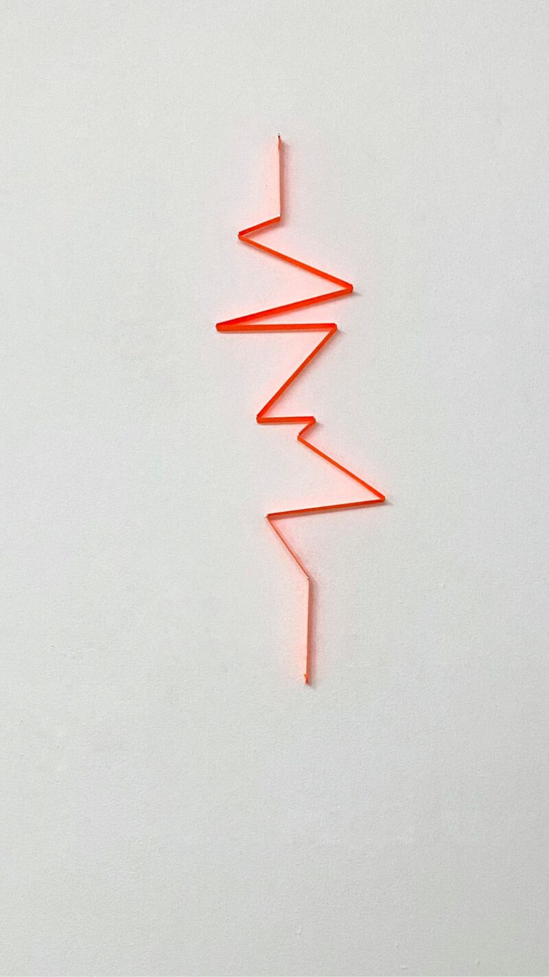 Ligne d’énergie #1 (2023) - Textile Wandinstallation – Bild 2