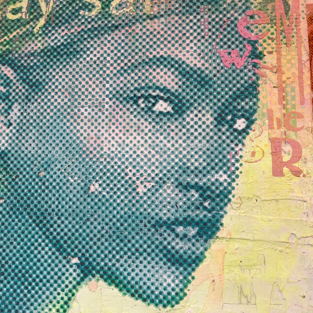 PATRIZIA CASAGRANDA: Turquoise yellow empowerment (2023), Sculptural Dot-Painting auf recyceltem Material – Bild 2