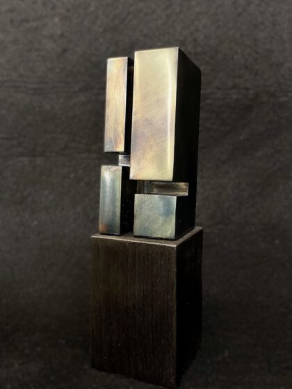 STEFAN FAAS - TESTA K60-01 (2025), Stahl gebläut