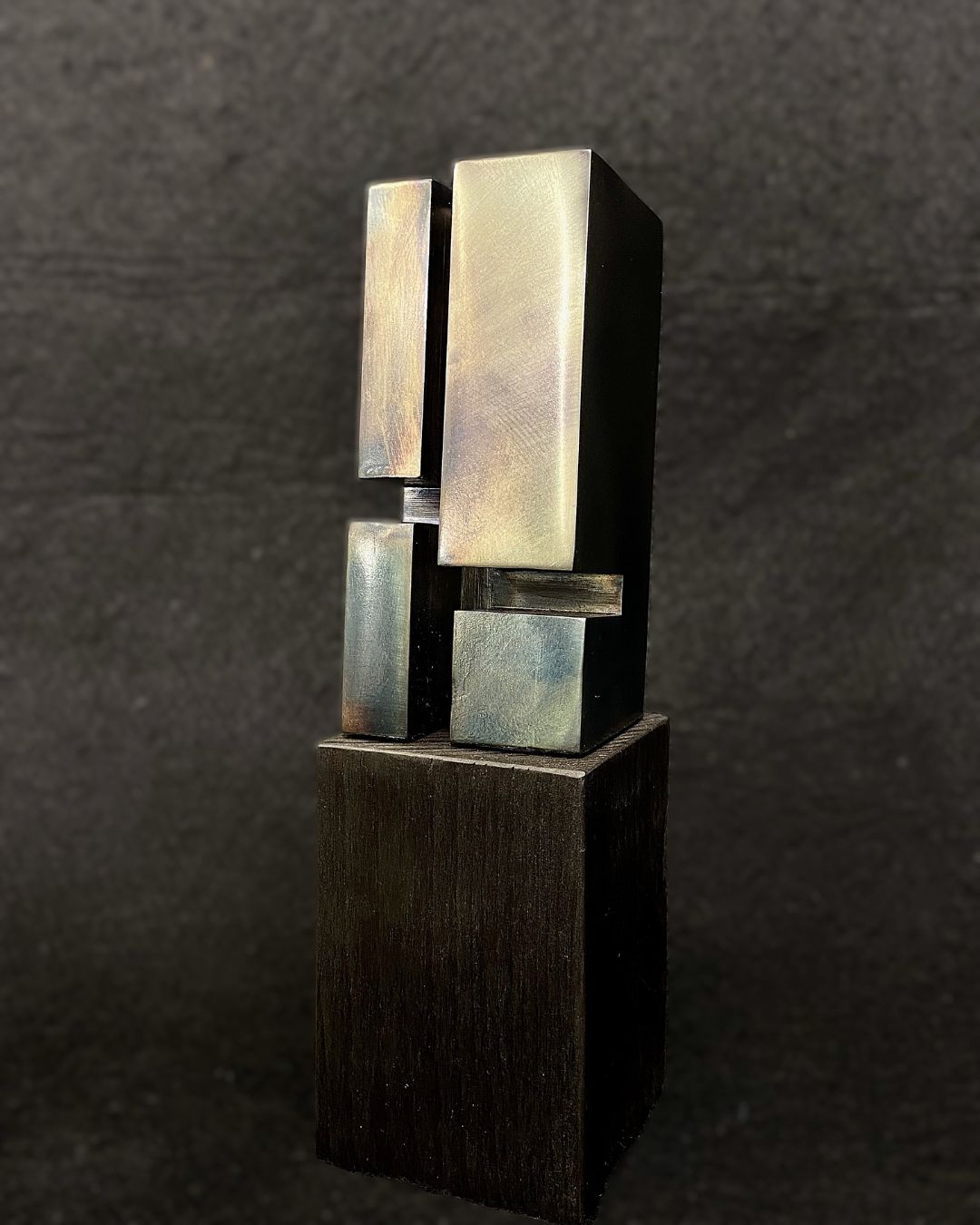 STEFAN FAAS - TESTA K60-01 (2025), Stahl gebläut