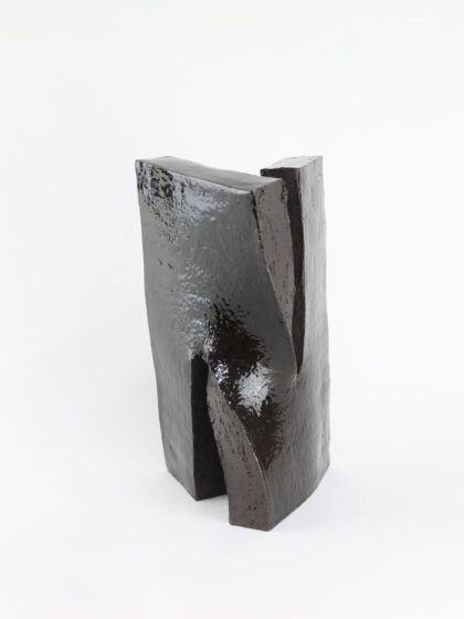 SIMONE PICK - Fläche im Raum 2 - mbrace (2024)