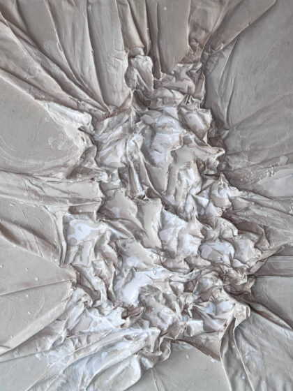 WENDOLY MONTEIRO DA COSTA - Cri de coer II (2025), Mixed Media auf Leinwand